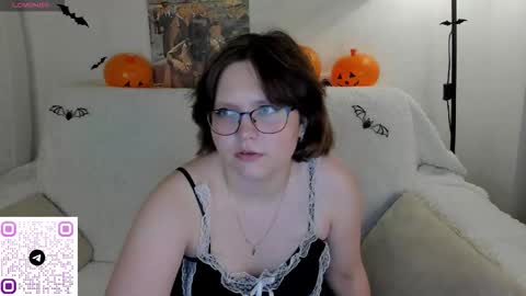 glimmer_goddesss online show from October 28, 9:21 am
