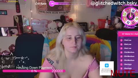 Snapshot of glitchwitch chatting on January 7, 2:53 am Glitch online show from January 7, 2:53 am