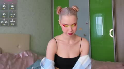 Sara online show from March 13, 3:43 am