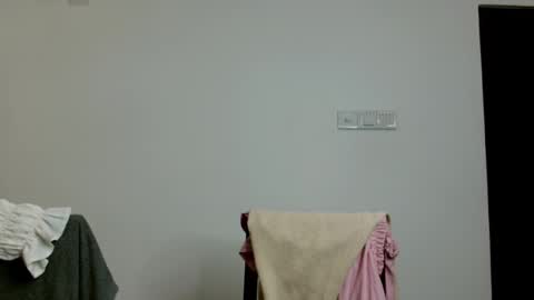 glitter_doll online show from November 5, 8:16 am