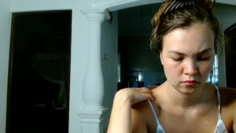 glitter_doll online show from October 28, 9:43 am