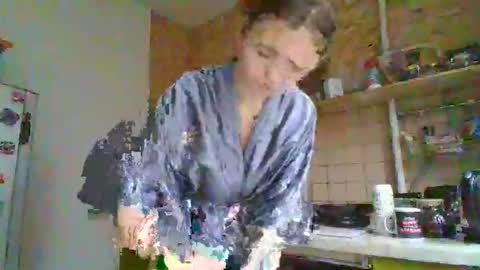 glitter_doll online show from January 18, 9:24 am