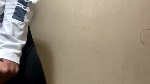 glly555 online show from March 27, 10:49 am