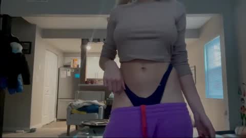 Snapshot of globberton chatting on December 23, 6:58 pm Baby Bimbo online show from December 23, 6:58 pm