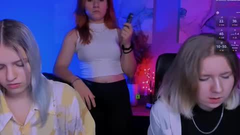 your dream  online show from December 1, 8:51 pm