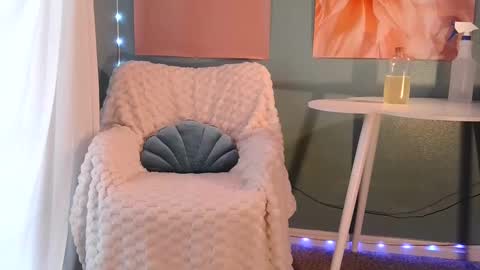 Gloria online show from September 10, 1:34 pm
