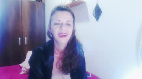 gloriawhitte7 online show from January 28, 9:50 pm