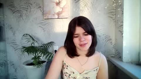  Roxy  online show from November 17, 11:02 am