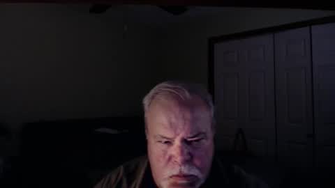 gmctruckguy online show from December 20, 9:22 pm