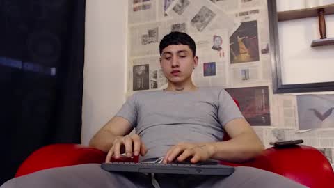 Snapshot of god_of_olympus1 chatting on October 18, 9:52 pm steven online show from October 18, 9:52 pm