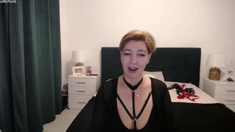 Goddesjackline online show from September 9, 8:09 pm