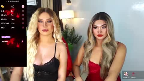 Snapshot of goddess_lykafox chatting on February 26, 4:27 pm Lyka Fox online show from February 26, 4:27 pm