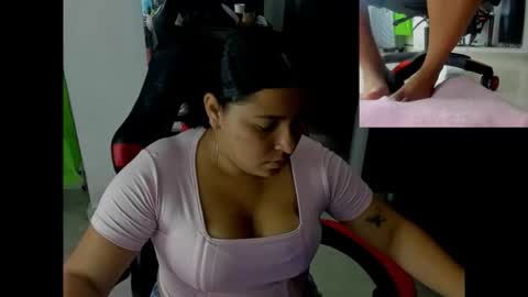 goddess_of_sissys online show from December 15, 11:45 pm