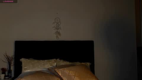 Snapshot of goddess_squirt_ chatting on March 5, 12:49 am Katrin online show from March 5, 12:49 am
