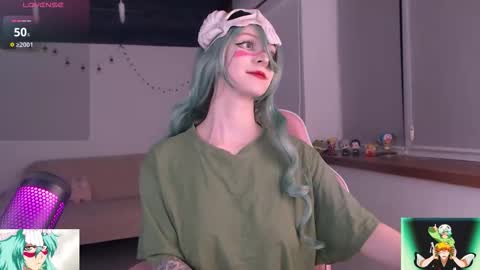 Akiko online show from March 12, 8:45 pm