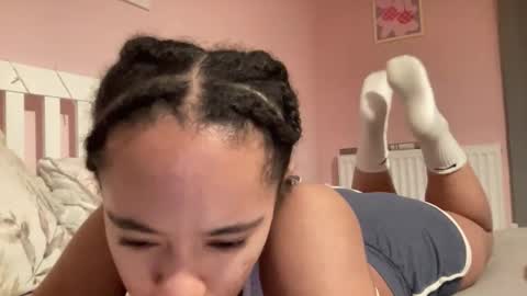 Goddess L online show from March 30, 7:36 pm