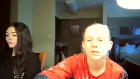 Snapshot of goddessfeyaa chatting on September 20, 5:05 pm feyaa22 online show from September 20, 5:05 pm