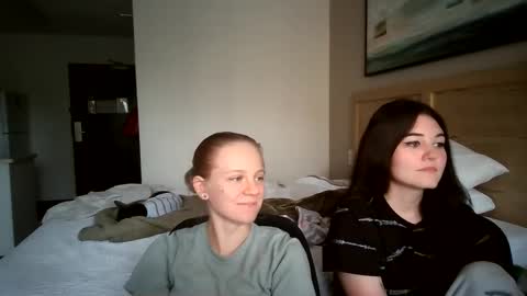 Snapshot of goddessfeyaa chatting on September 12, 4:42 pm feyaa22 online show from September 12, 4:42 pm