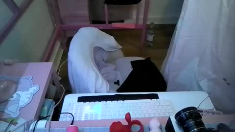 Snapshot of goddesskd chatting on October 7, 5:42 pm goddesskd online show from October 7, 5:42 pm