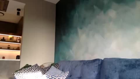 Snapshot of goddessmiamuse chatting on September 16, 4:21 pm goddessmiamuse online show from September 16, 4:21 pm