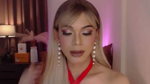 Michaella online show from December 21, 3:09 pm