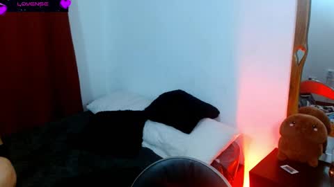 Snapshot of goddessnahi chatting on March 7, 8:02 am Naih Reyes online show from March 7, 8:02 am