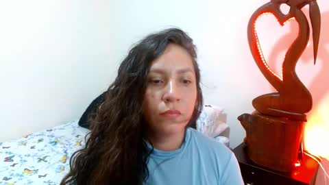 Snapshot of goddessnahi chatting on January 2, 5:14 am Naih Reyes online show from January 2, 5:14 am