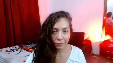 Snapshot of goddessnahi chatting on January 26, 5:23 am Naih Reyes online show from January 26, 5:23 am
