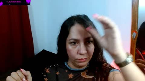 Snapshot of goddessnahi chatting on February 25, 2:14 am Naih Reyes online show from February 25, 2:14 am