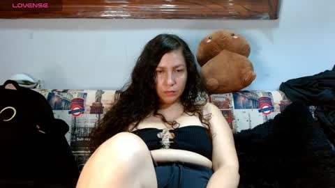 Snapshot of goddessnahi chatting on September 20, 6:38 am Naih Reyes online show from September 20, 6:38 am