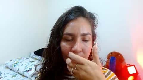 Snapshot of goddessnahi chatting on January 7, 3:03 am Naih Reyes online show from January 7, 3:03 am