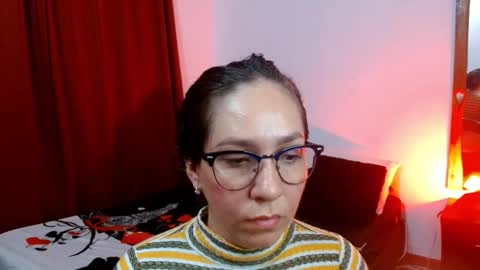 Snapshot of goddessnahi chatting on February 18, 3:10 am Naih Reyes online show from February 18, 3:10 am