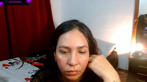 Snapshot of goddessnahi chatting on February 17, 1:58 am Naih Reyes online show from February 17, 1:58 am