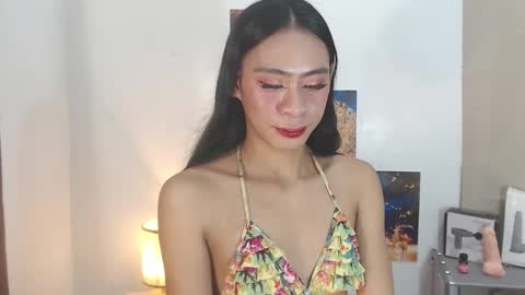 Kyla and Nian online show from October 4, 9:40 am