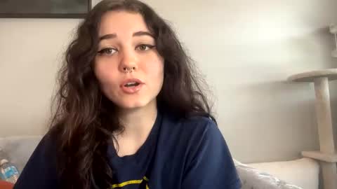 Snapshot of goddessshadowraven chatting on March 3, 4:05 pm Goddess Raven online show from March 3, 4:05 pm