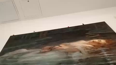 KCKK HOTTEST IN THE BAY online show from October 19, 8:46 pm