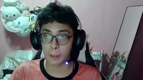 godhyun online show from December 10, 7:47 am