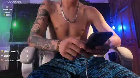 HUAN online show from February 13, 2:31 pm