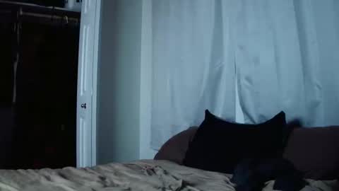 gokugarrison4334 online show from March 11, 10:40 am