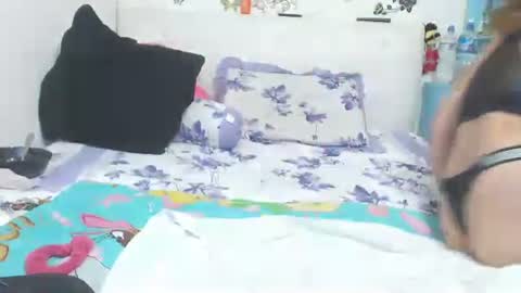 Snapshot of golamdrina666 chatting on September 10, 2:34 am golamdrina666 online show from September 10, 2:34 am