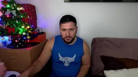 gold_alpha_boy online show from November 30, 8:10 am