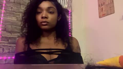 Snapshot of goldamethyst98 chatting on September 14, 4:59 am Amethyst online show from September 14, 4:59 am