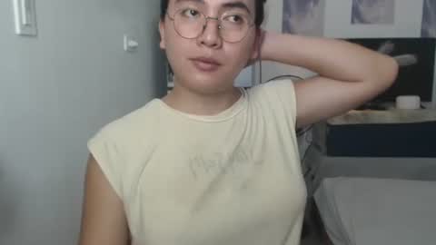 bella online show from May 14, 4:54 am