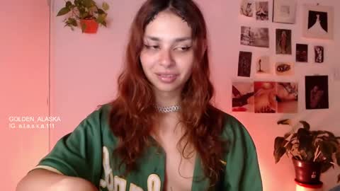 Snapshot of golden_alaska chatting on September 14, 11:50 pm Alaska online show from September 14, 11:50 pm