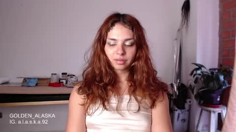 Snapshot of golden_alaska chatting on February 2, 10:28 pm Alaska online show from February 2, 10:28 pm
