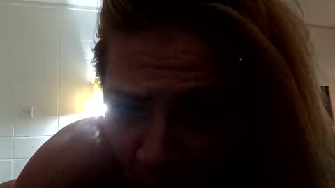 goldendoll1704 online show from May 31, 7:48 pm
