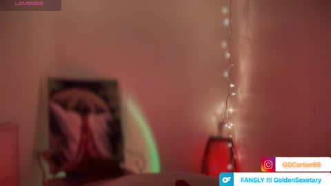 Snapshot of goldengirlcartierxo chatting on February 11, 4:01 am Goldengirlcartier online show from February 11, 4:01 am