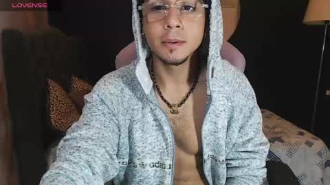 Jeff and Sebas online show from May 29, 2:37 pm