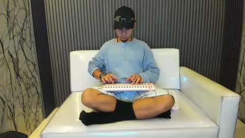 Jeff and Sebas online show from June 18, 3:23 am