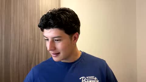 goldenknight33 online show from October 8, 4:02 pm